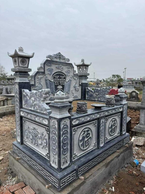 Lăng Mộ Đá Dũng Năm Ninh Bình