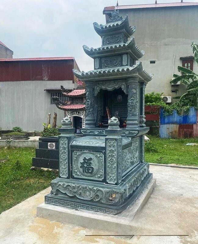 Lăng Mộ Đá Dũng Năm Ninh Bình