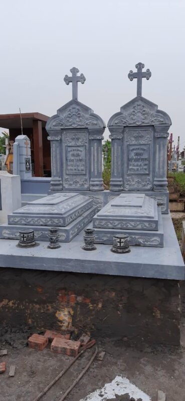 Lăng Mộ Đá Dũng Năm Ninh Bình