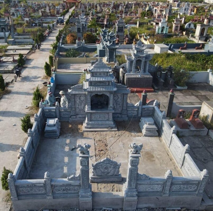 Lăng Mộ Đá Dũng Năm Ninh Bình