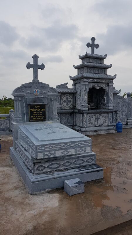 Lăng Mộ Đá Dũng Năm Ninh Bình