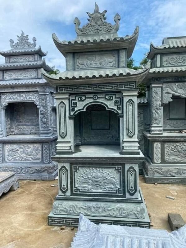 Lăng Mộ Đá Dũng Năm Ninh Bình