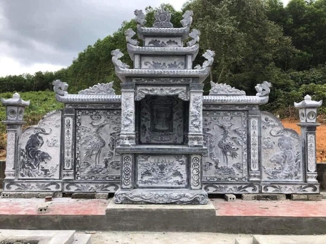Lăng Mộ Đá Dũng Năm Ninh Bình