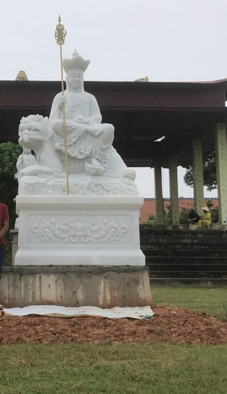 Lăng Mộ Đá Dũng Năm Ninh Bình
